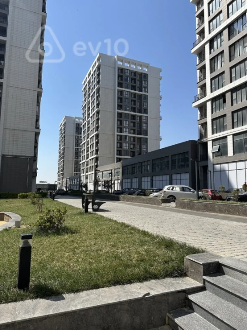 3 otaqlı mənzil, 147000 m², Heydər əliyev pr — Bakı
