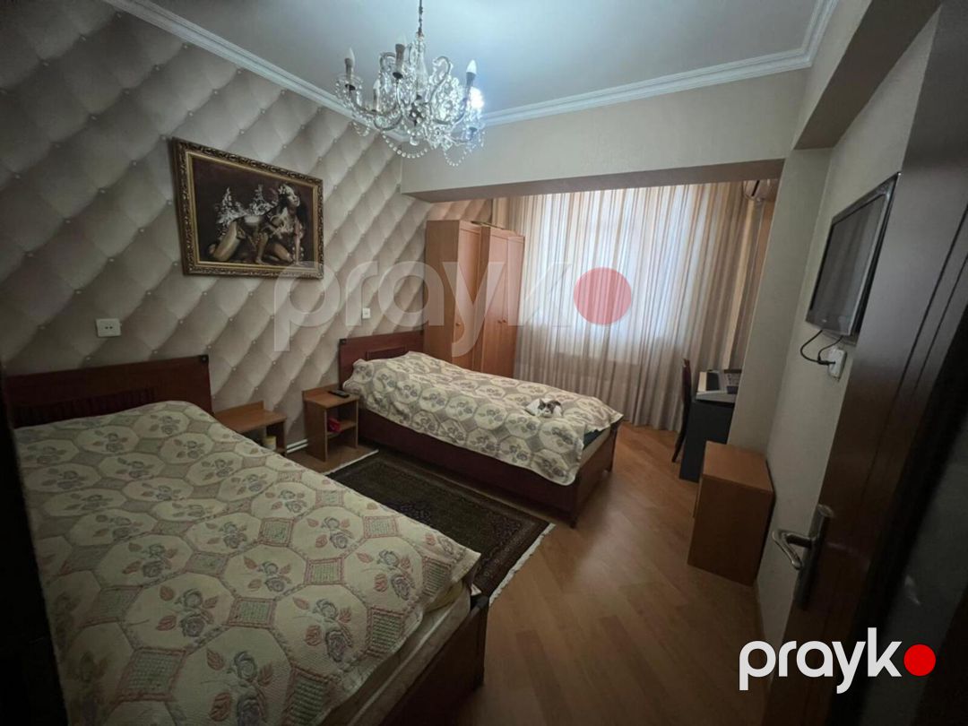 Satılır 4 otaqlı köhnə tikili 120 m² — Mənzil, Bakı (8)