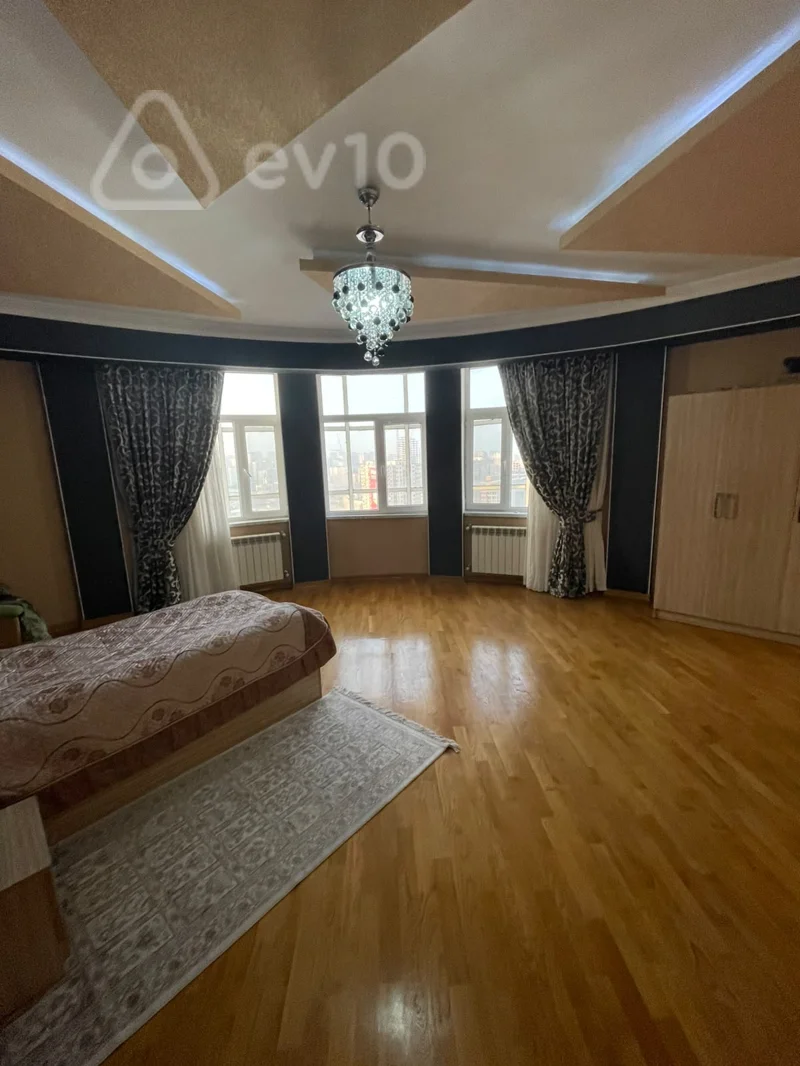6 otaqlı mənzil, 300 m², Ənvər Hüseyinov küçəsi — Mənzil, Bakı (7)