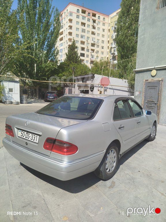 Mercedes E 230, 2.3 L, 1996 il, 323 523 km — Avtomobillər, Sumqayıt (6)