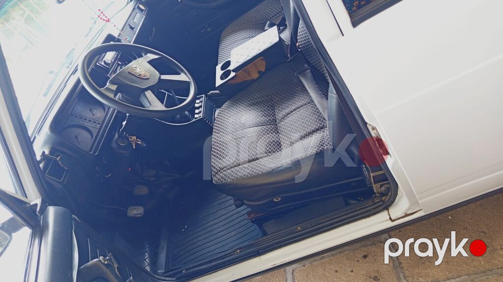 VAZ 2107 sedan - Kuzov: ağ rəng, 4 qapı, xrom detal və qara — Avtomobillər, Neftçala (5)
