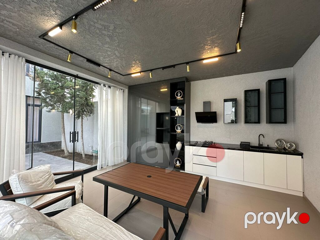 Satılır 4 otaqlı həyət evi/bağ evi 200 m² — Ev, villa, Bakı (5)