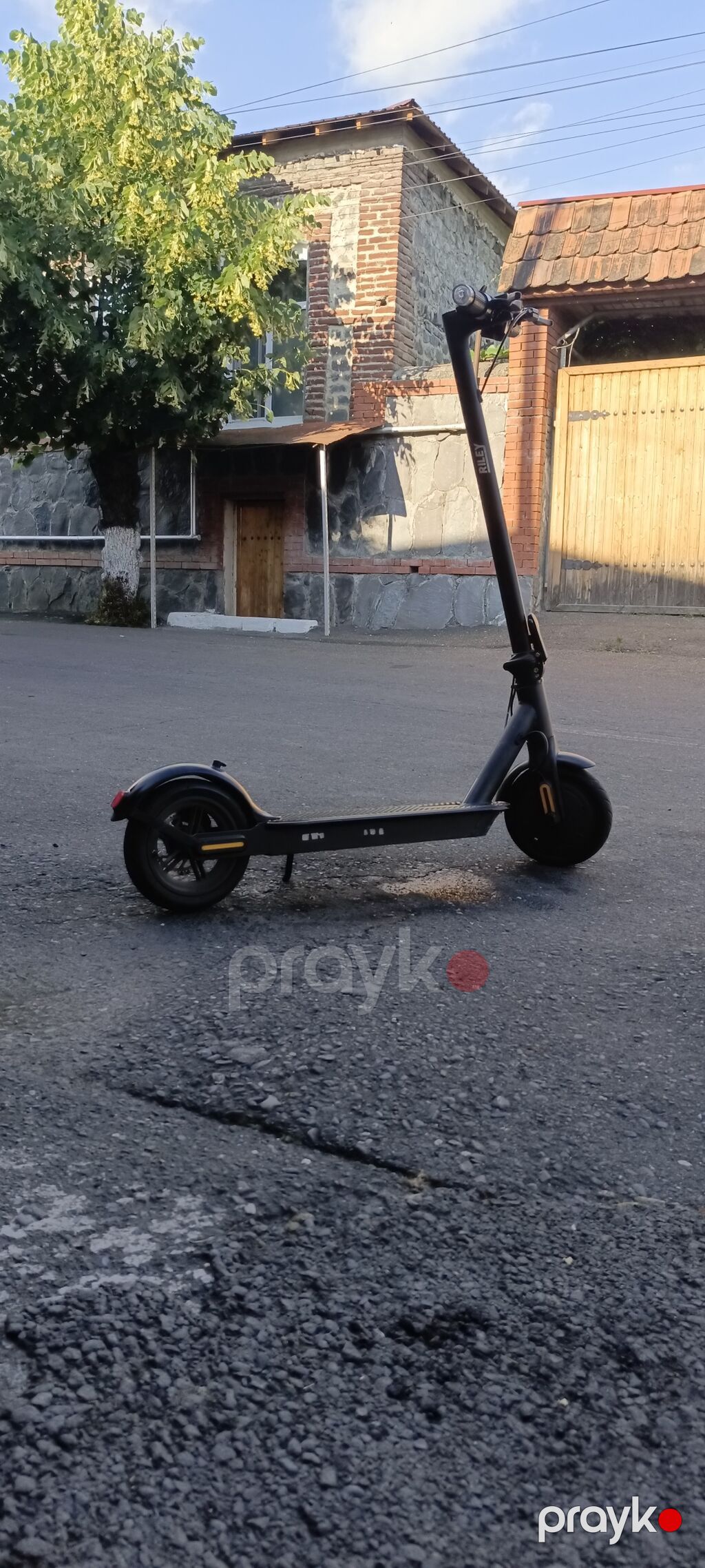 Riley elektrik skuter - Rəng: qara, narıncı detallarla - Güclü ön far — Skuterlər, Qax (8)