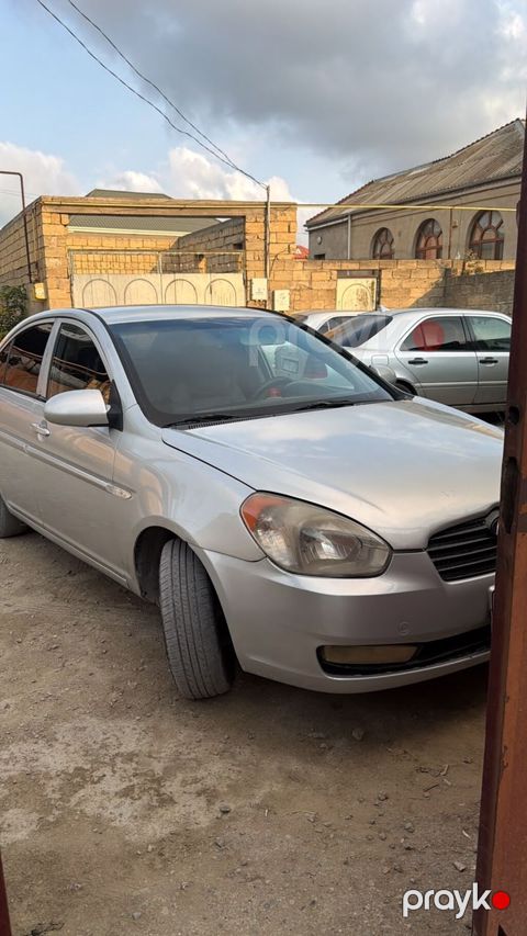 Hyundai Accent: 1.5 l 2007 il Sedan