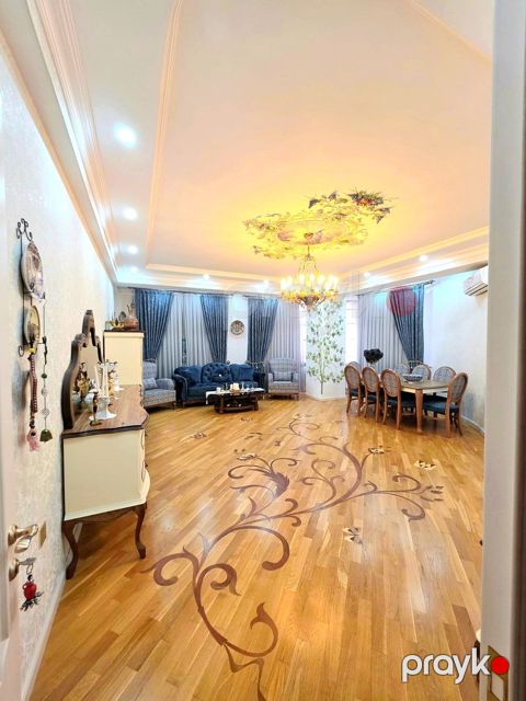 Satılır 3 otaqlı yeni tikili 150 m² — Bakı
