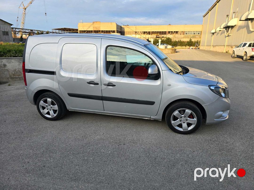 Mercedes Citan, 2016 icarəsi — Avtomobil icarəsi, Bakı (4)