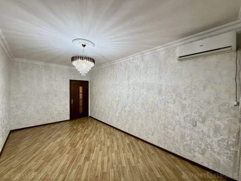 Satılır 3 otaqlı Mənzil Köhnə tikili 65 m² Bakı, Nizami r., Xalqlar Dostluğu m., 8-ci kilometr — Mənzil, Bakı (4)