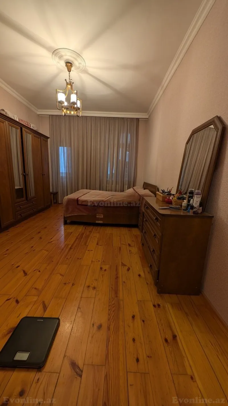 Satılır 3 otaqlı Mənzil Yeni tikili 130 m² Bakı, Nəsimi r., 20 Yanvar m., 5-ci mikrorayon — Mənzil, Bakı (5)