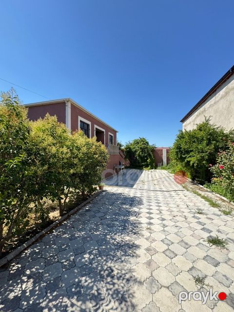 Həyət evi, Hövsan qəs — Bakı