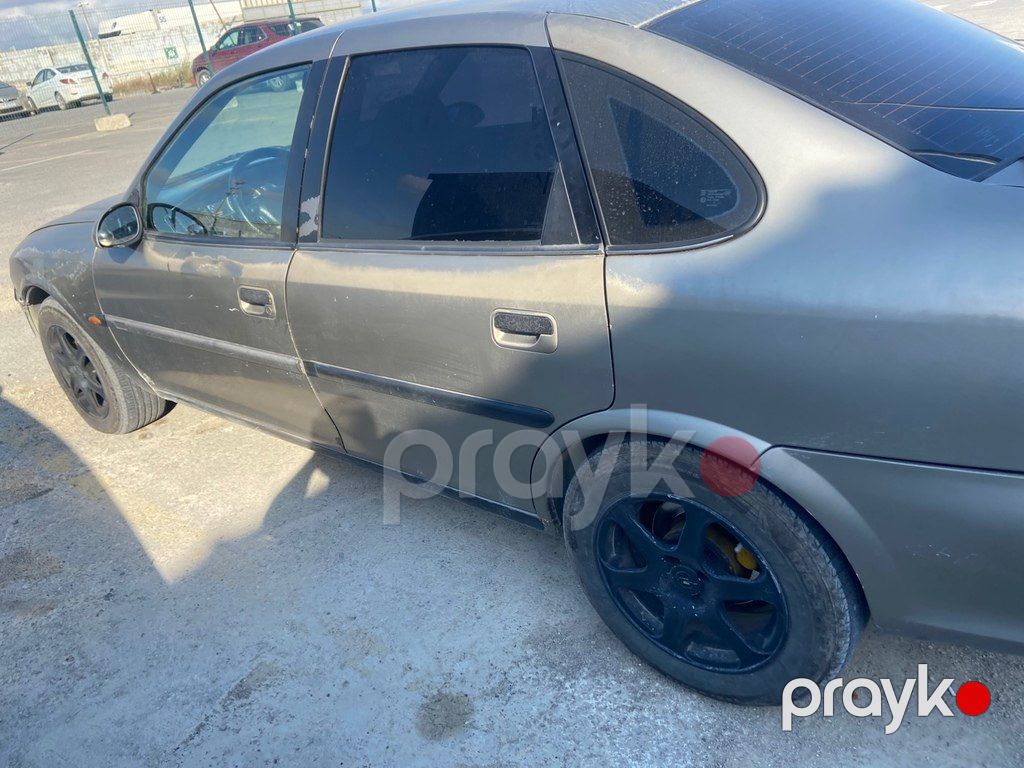Opel Vectra, 1.8 L, 1997 il, 185 000 km — Avtomobillər, Bakı (3)