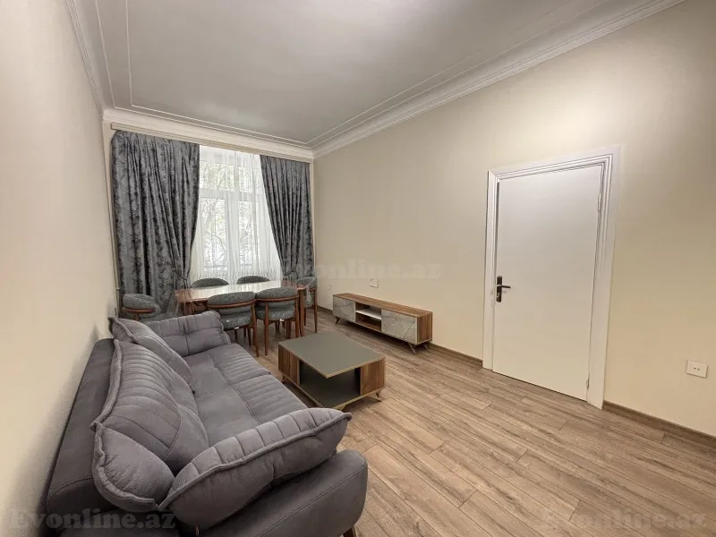 Kirayə verilir 4 otaqlı Mənzil Köhnə tikili 120 m² Bakı, Nəsimi r — Mənzil, Bakı (5)