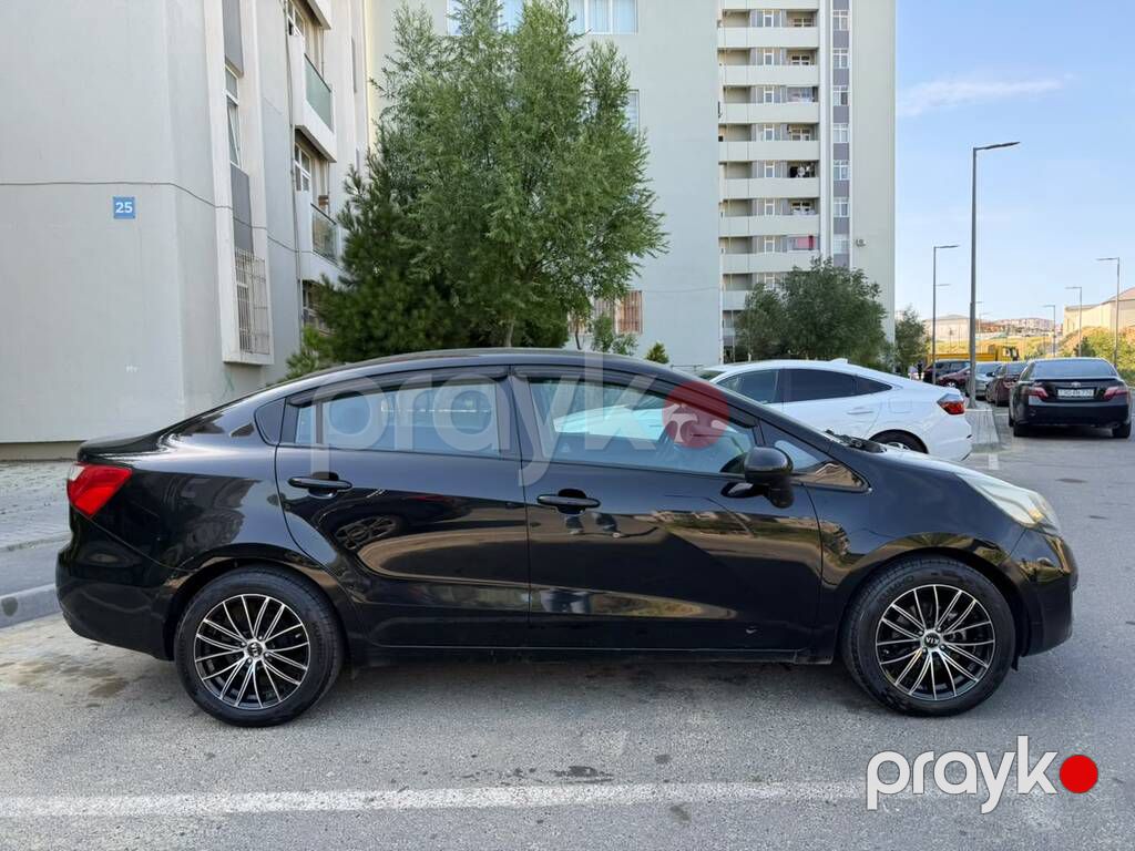 Kia Rio, 1.4 L, 2013 il, 201 000 km — Avtomobillər, Bakı (12)