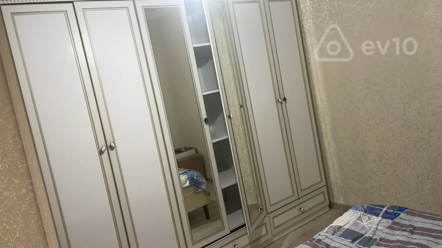 3 otaqlı həyət evi, 700 m², Qara Qarayev — kirayə — Ev, villa, Bakı (7)