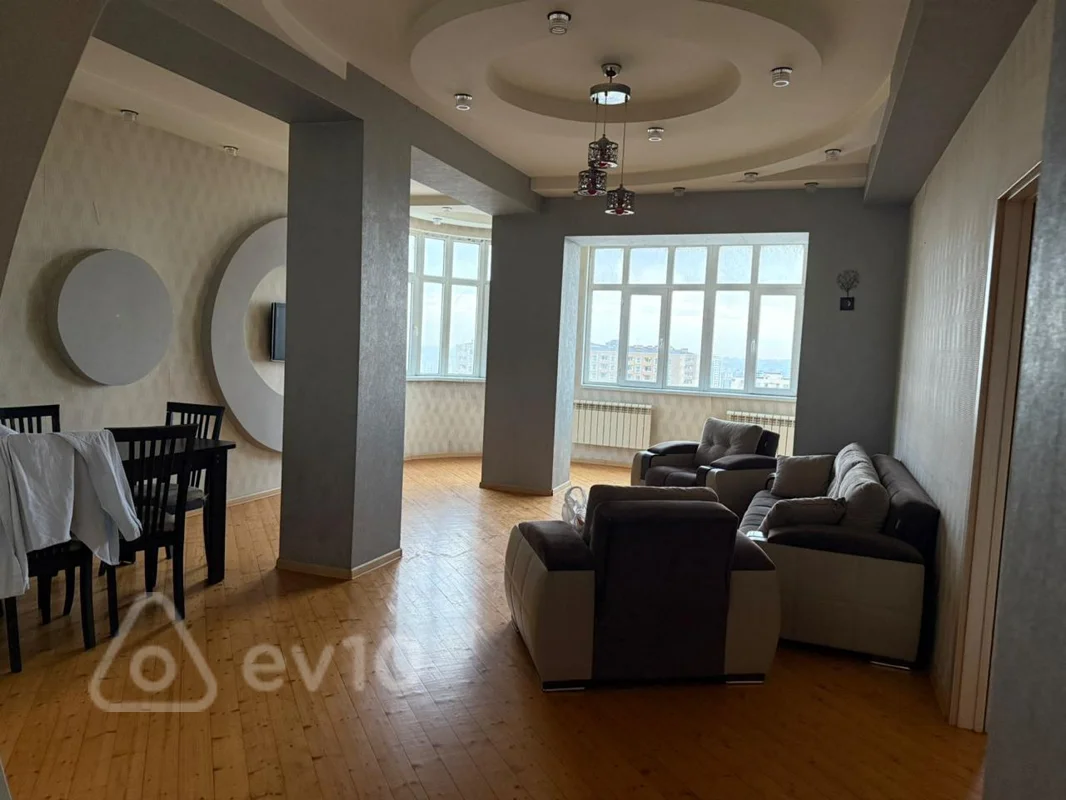 3 otaqlı mənzil, 130 m², A.M.Şərifzadə — Mənzil, Bakı (5)