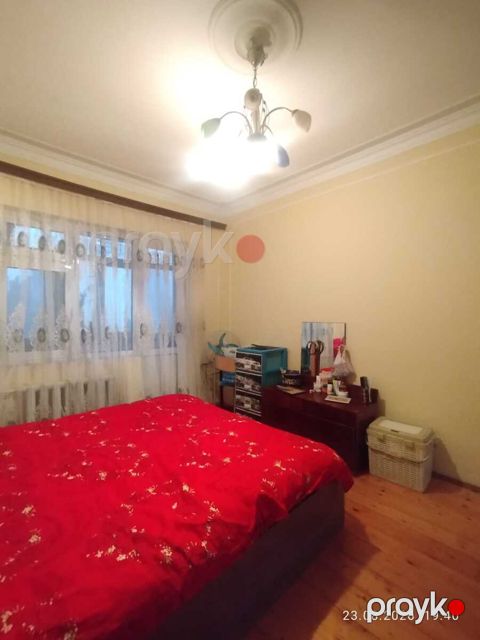 Satılır 2 otaqlı köhnə tikili 60 m² — Bakı
