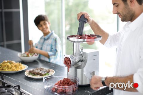 Ətçəkən maşın Kenwood MG700 — Bakı