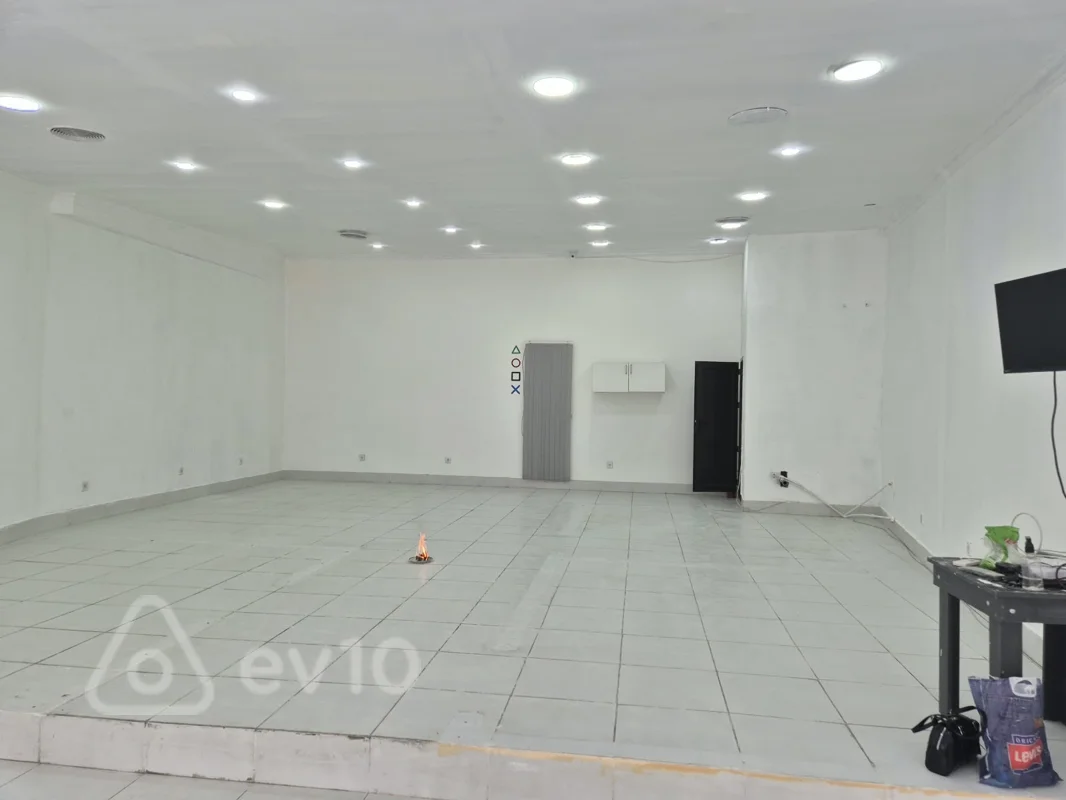 Obyekt, 130 m², Azerbaycan. Nerimanov. Montin — kirayə — Əmlak, Bakı (10)