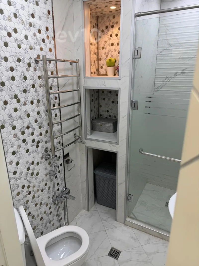 2 otaqlı mənzil, 65 m², Əlövsət Quliyev küçəsi — kirayə — Mənzil, Bakı (8)