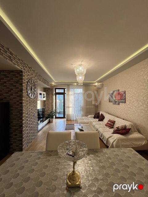 Satılır 3 otaqlı yeni tikili 145 m² — Bakı