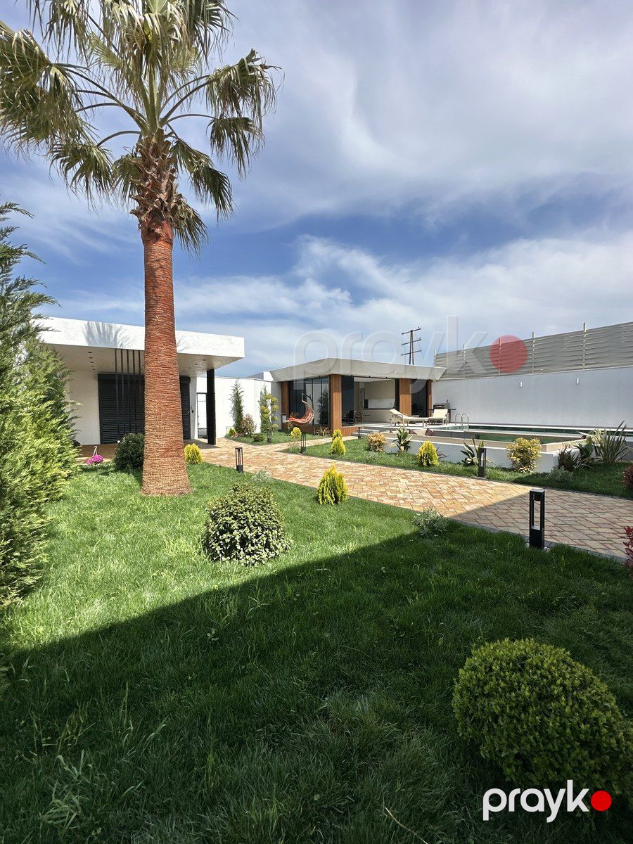 Satılır 5 otaqlı həyət evi/bağ evi 220 m² — Ev, villa, Bakı (7)