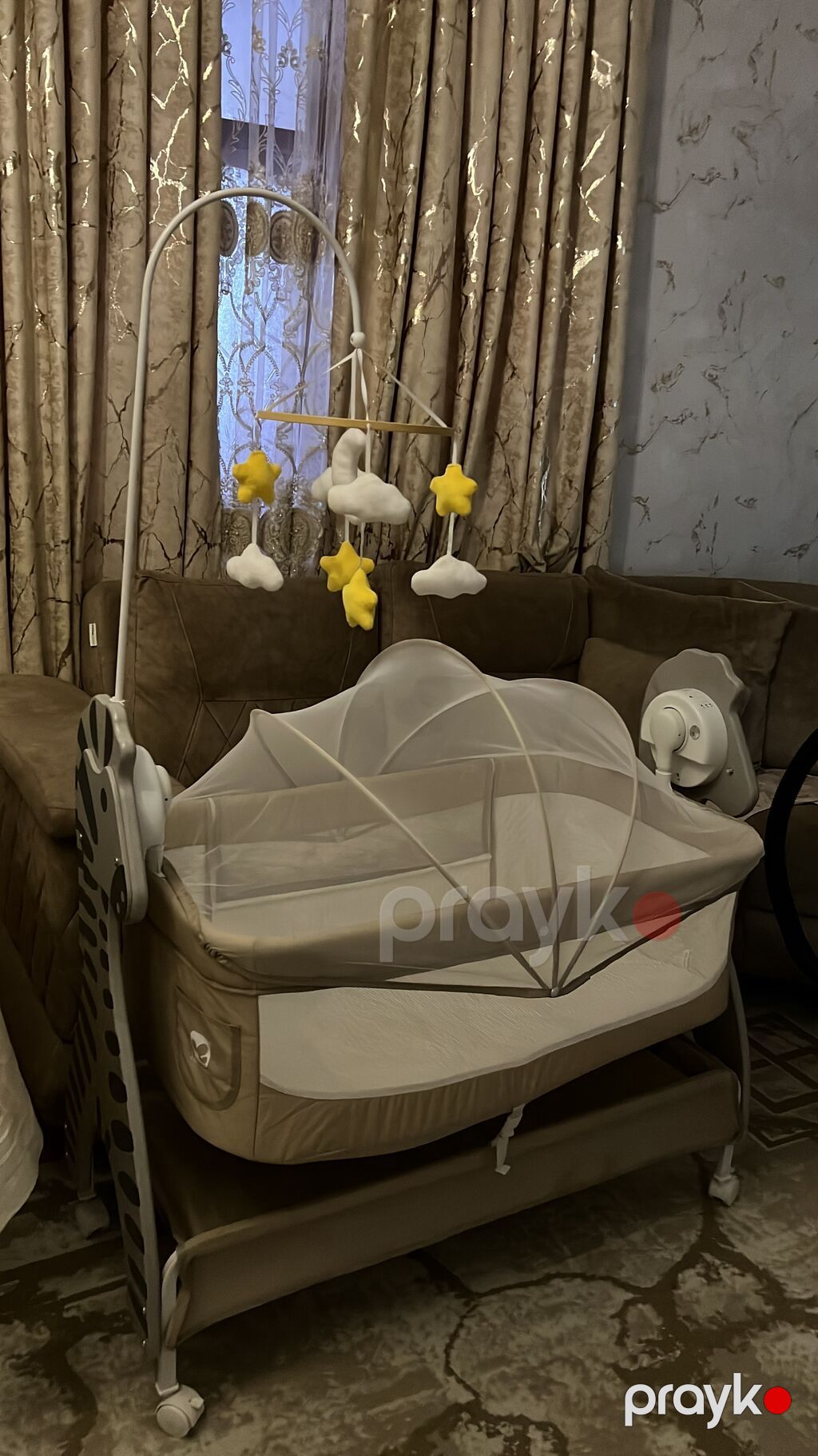 Oğlan və qız üçün, İşlənmiş, Dördbucaq, Beşik, Dəst ilə, Matras ilə, Yellənmə mexanizmi ilə — Bəşikləri, Bakı (2)