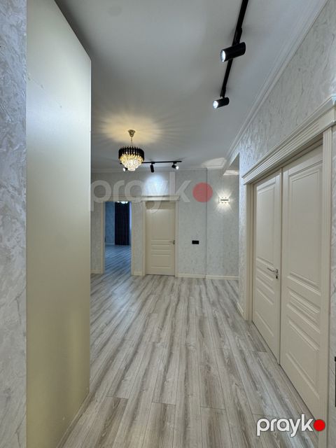 Satılır 3 otaqlı yeni tikili 145 m² — Bakı
