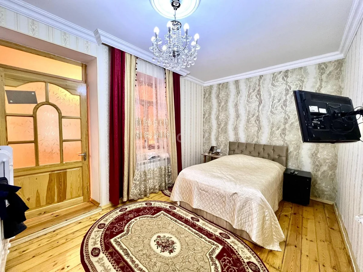 6 otaqlı həyət evi satılır Qaraçuxur qəsəbəsində — Ev, villa, Bakı (6)