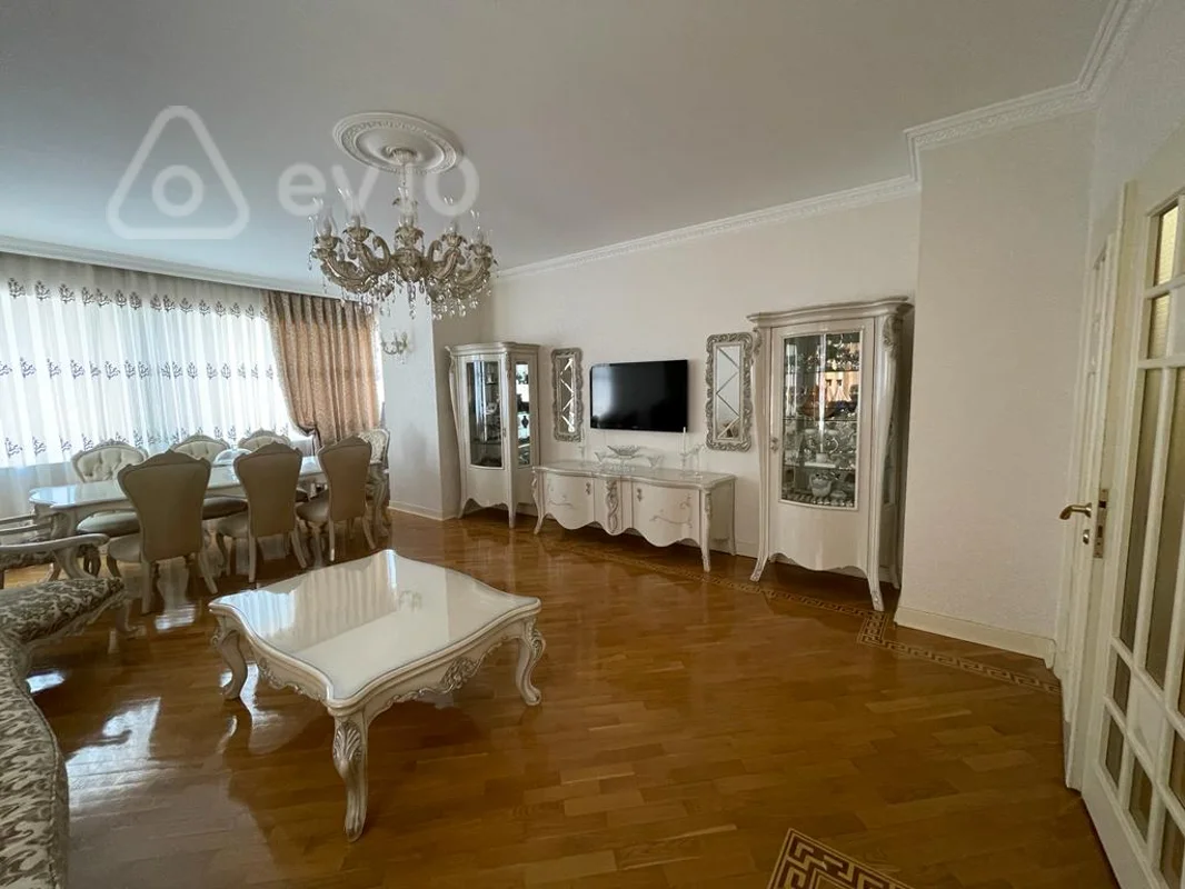 3 otaqlı mənzil, 135 m², Babək prospekti 10A — kirayə — Mənzil, Bakı (2)