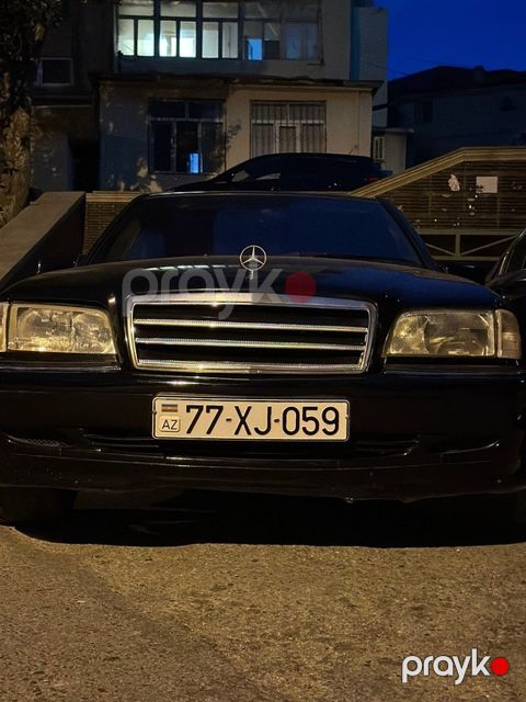 Mercedes C 240, 2.4 L, 1998 il, 355 410 km — Bakı