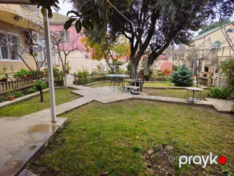 Satılır 7 otaqlı Həyət evi / Villa, 330 m², Xətai rayonu — Bakı