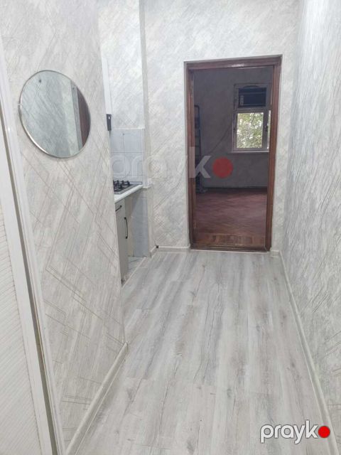 Satılır 2 otaqlı köhnə tikili 42.5 m² — Bakı