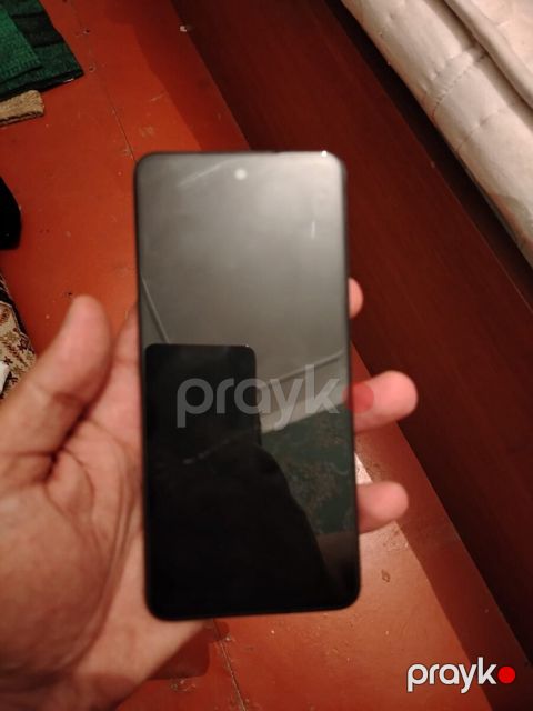 Infinix Smart 8 Timber Black 128GB/4GB — Bakı