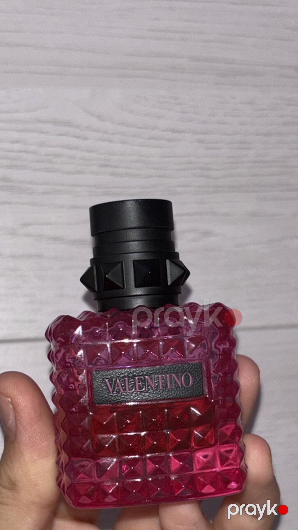 Valentino Donna Born in Roma Extradosə – Parfum ~Parfümü işlədənlər — Ətir, Naxçıvan (3)