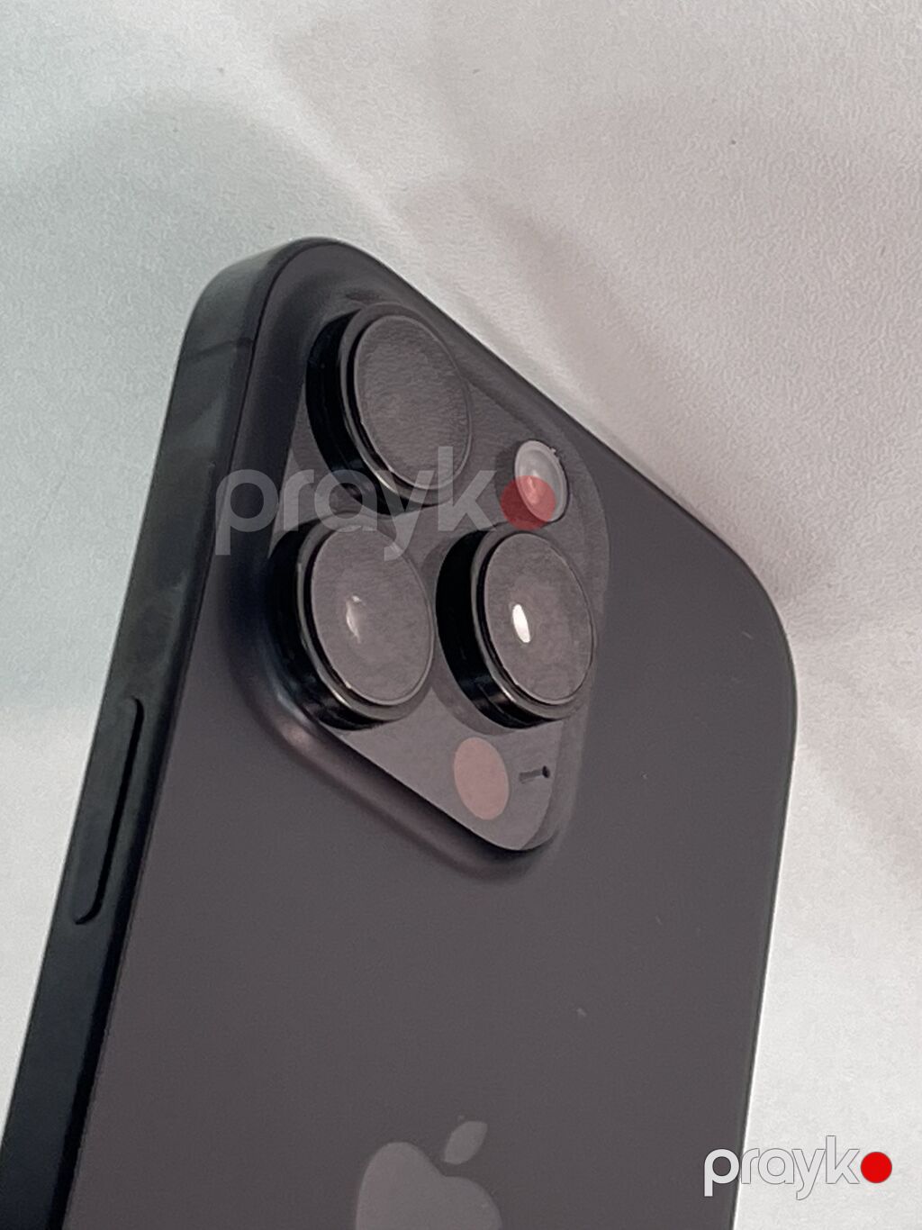IPhone 16 Pro, 128 GB, Black Titanium, Qırıq, Simsiz şarj, Face ID — Apple iPhone, Gəncə (3)