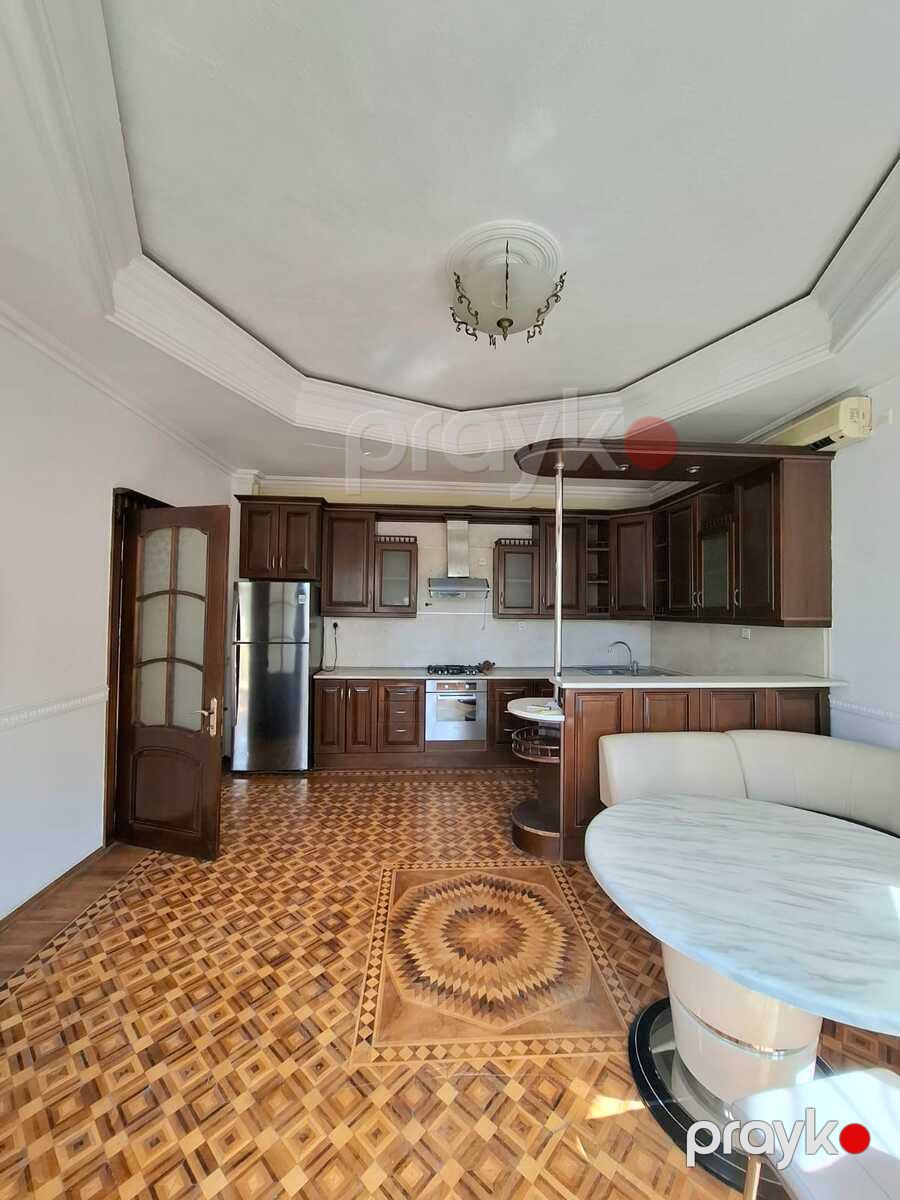 İcarəyə verilir 10 otaqlı həyət evi/bağ evi 600 m² — Ev, villa, Bakı (7)