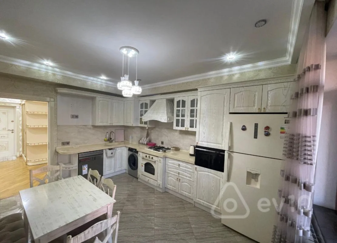 3 otaqlı mənzil, 100 m², Bakı, Aşıq Ələsgər küç., 17 c. — kirayə — Mənzil, Bakı (4)