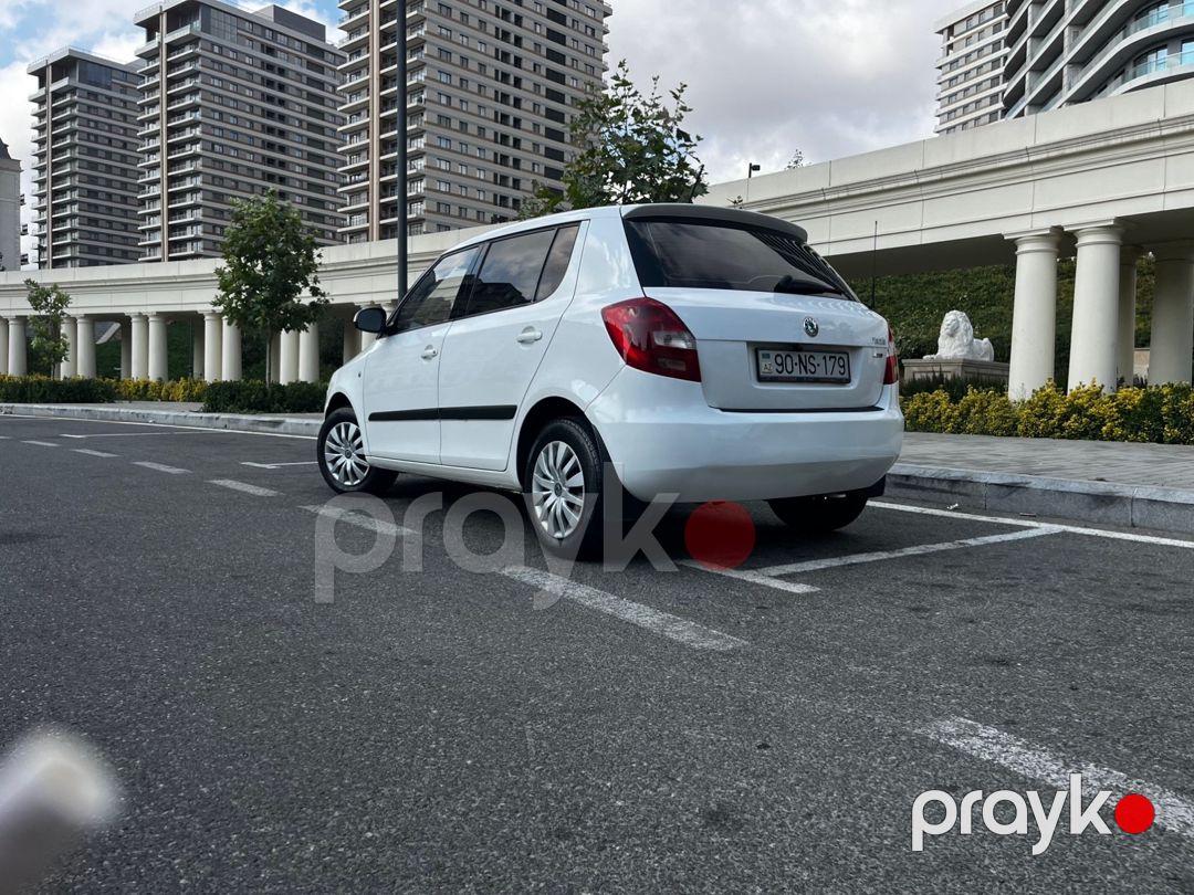 Skoda Fabia, 2012 il — Avtomobillər, Bakı (5)