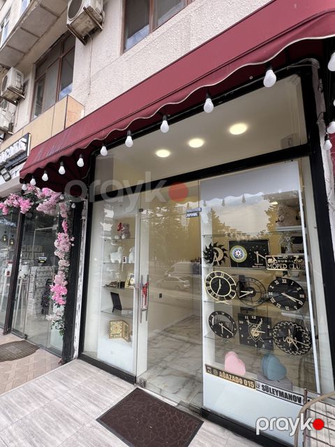 Satılır obyekt 25 m² — Bakı