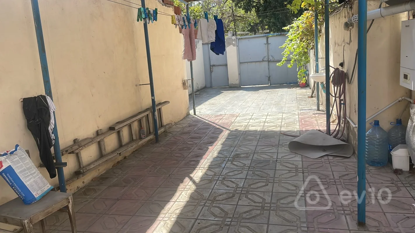 3 otaqlı həyət evi, 700 m², Qara Qarayev — kirayə — Ev, villa, Bakı (9)
