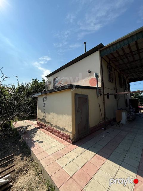 Satılır 5 otaqlı həyət evi/bağ evi 220 m² — Bakı