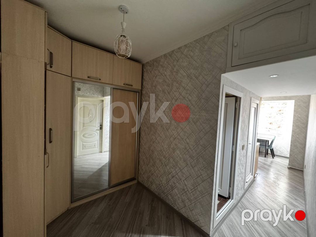 Satılır 2 otaqlı köhnə tikili 65 m² — Mənzil, Bakı (8)