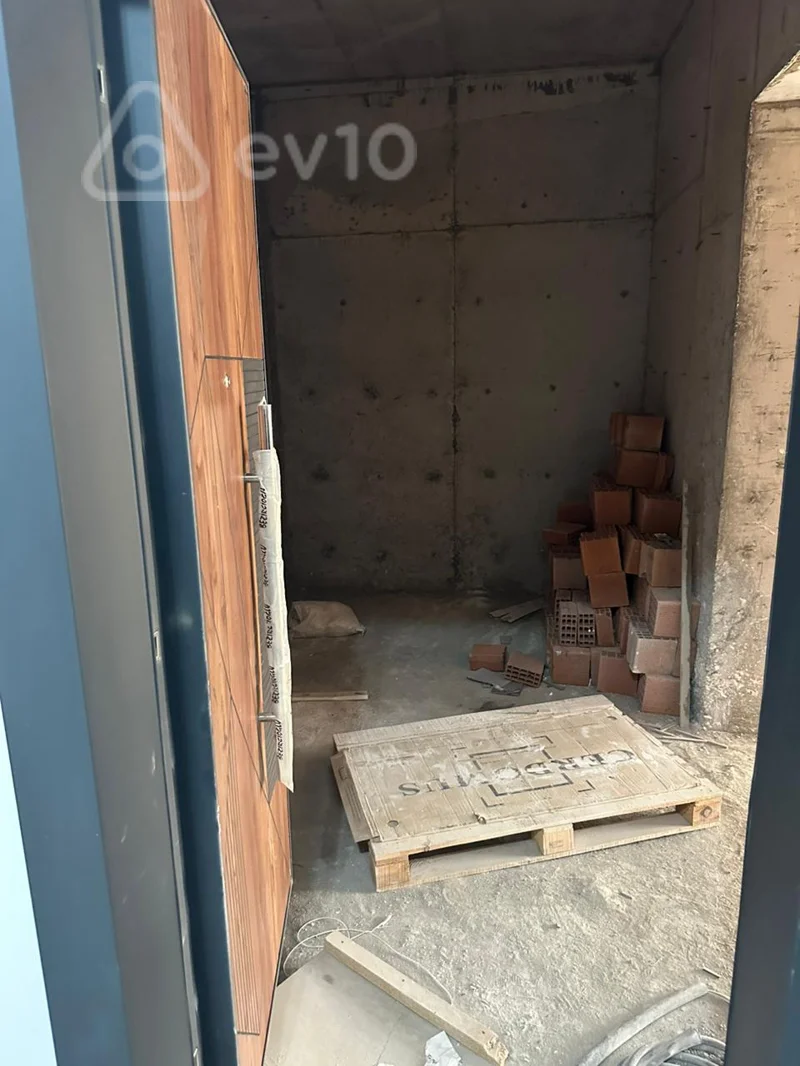 2 otaqlı mənzil, 97.5 m², Salatin Esgerova kucesi — Mənzil, Bakı (4)