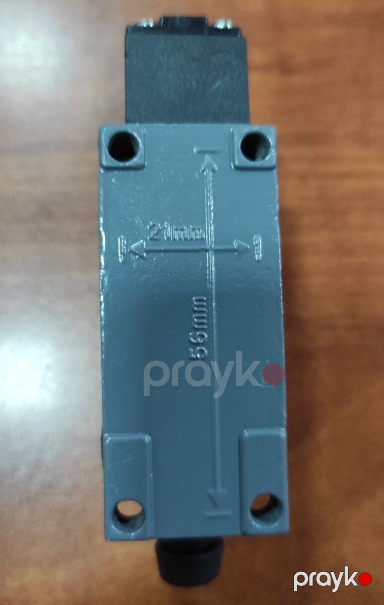 Dəyişdirici moujen ME-8108 mını lımıt swıtch — Dacha və bağ, Bakı (2)