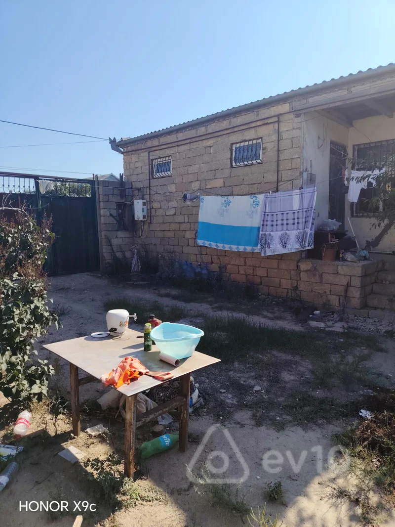 5 otaqlı həyət evi, 5555560000 m², Azadliq kuce e 58 — Bakı