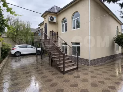 Satılır həyət evi, Bakıxanov