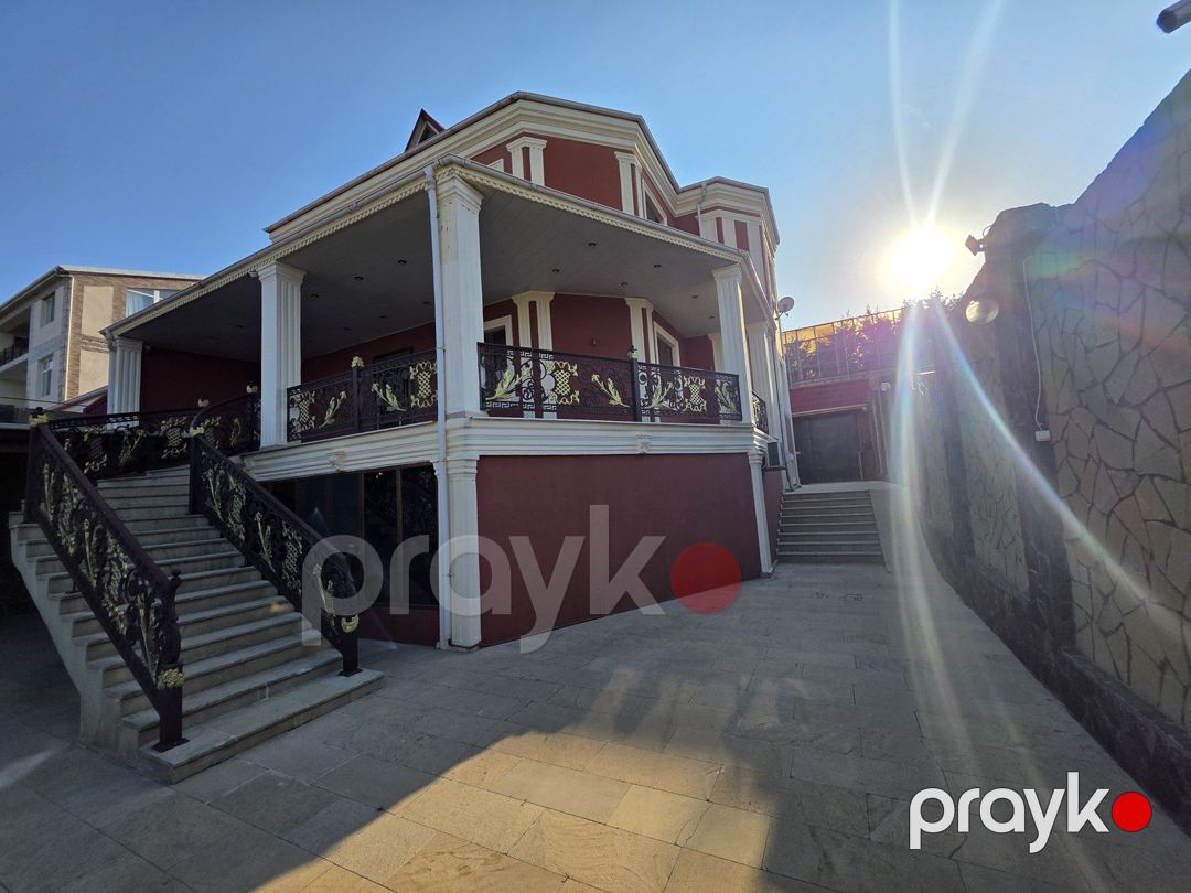 Satılır 10 otaqlı həyət evi/bağ evi 300 m² — Ev, villa, Bakı (2)