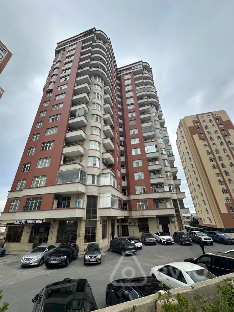 3 otaqlı mənzil, 107 m², İsmayıl bəy Qutqaşınlı 66 — Mənzil, Bakı (2)