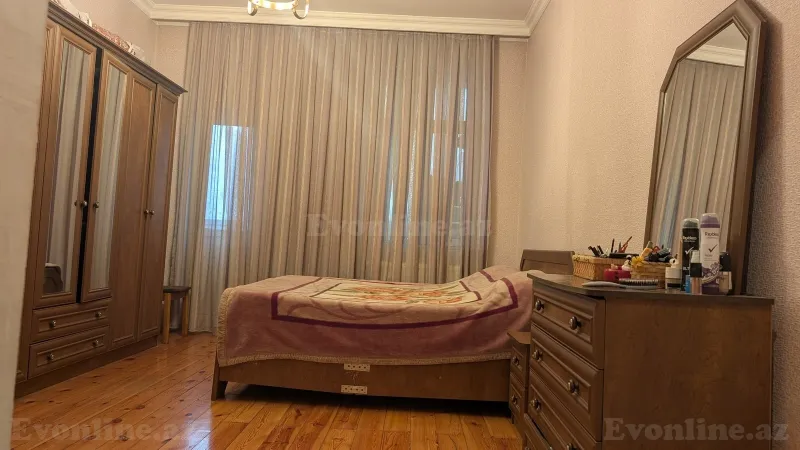 Satılır 3 otaqlı Mənzil Yeni tikili 130 m² Bakı, Nəsimi r., 20 Yanvar m., 5-ci mikrorayon — Mənzil, Bakı (6)