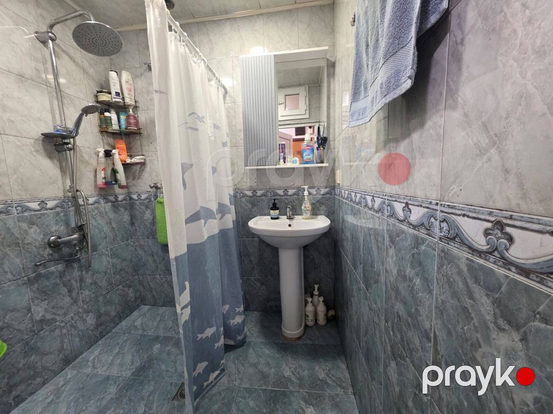 Satılır 2 otaqlı köhnə tikili 65 m² — Mənzil, Bakı (10)