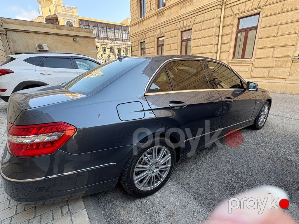 Mercedes E 200, 2.1 L, 2011 il, 267 000 km — Avtomobillər, Bakı (4)